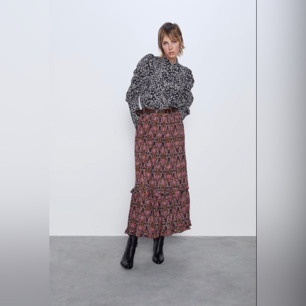 New ZARA Maxi skirt.
